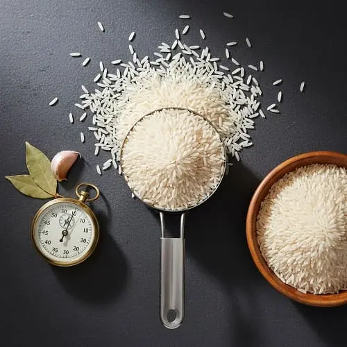 كم مدة طبخ الرز الأبيض؟